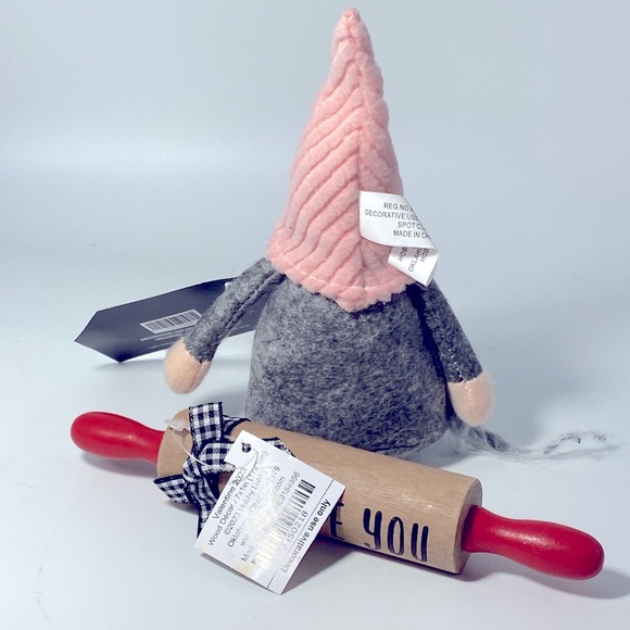 Valentine gnome and tiny pink rolling pin NWT - Picture 2 of 2